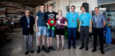 Tre fjärdedelar av SG Can Science 2015 från Danmark belönades med tredje plats och därmed bästa Nordiska placering detta år. Credit: ESA education / Dario