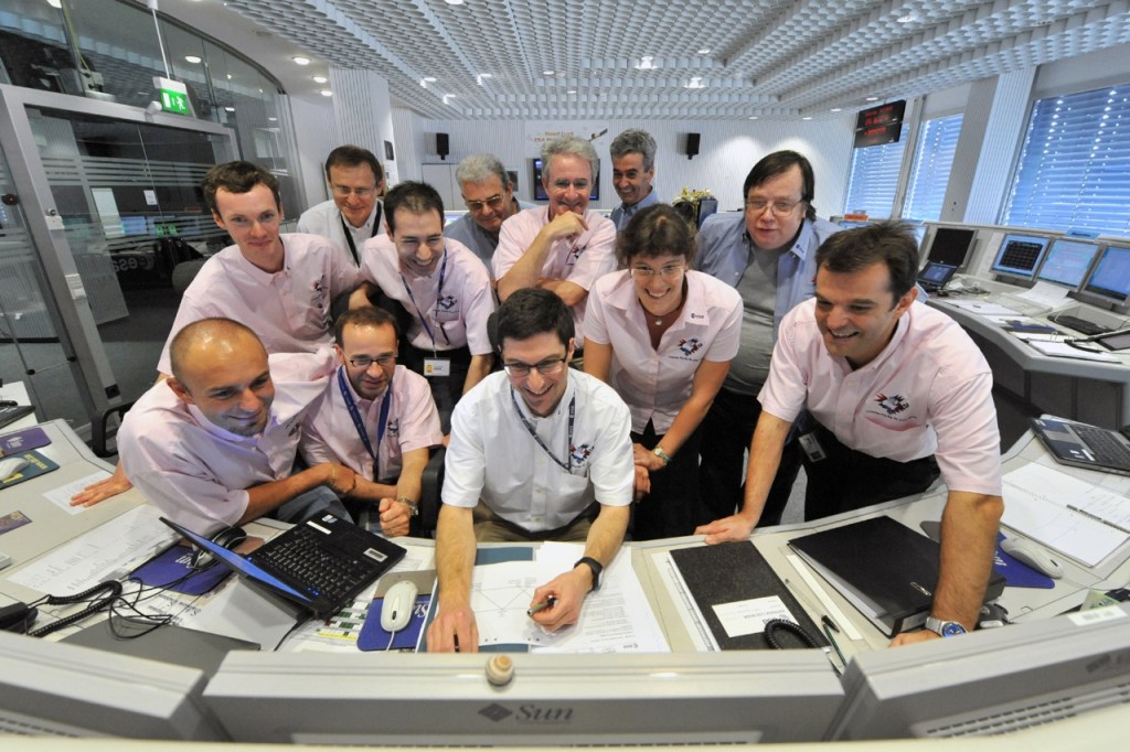 Rosetta flight control team seen in the mission's Dedicated Control Room during the flyby of asteroid Lutetia, 10 July 2010 Image: ESA/J. Mai - CC BY-SA IGO 3.0