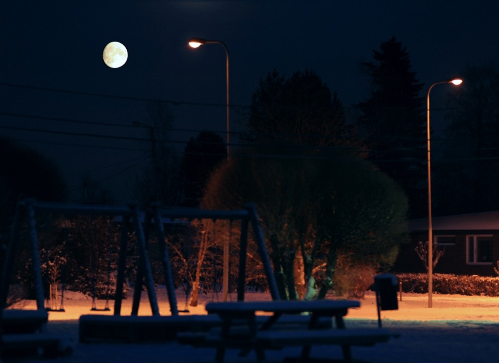 Månen över Sandsund, Pedersöre, 12.11.2016