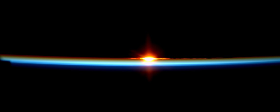 Space_Station_sunrise
