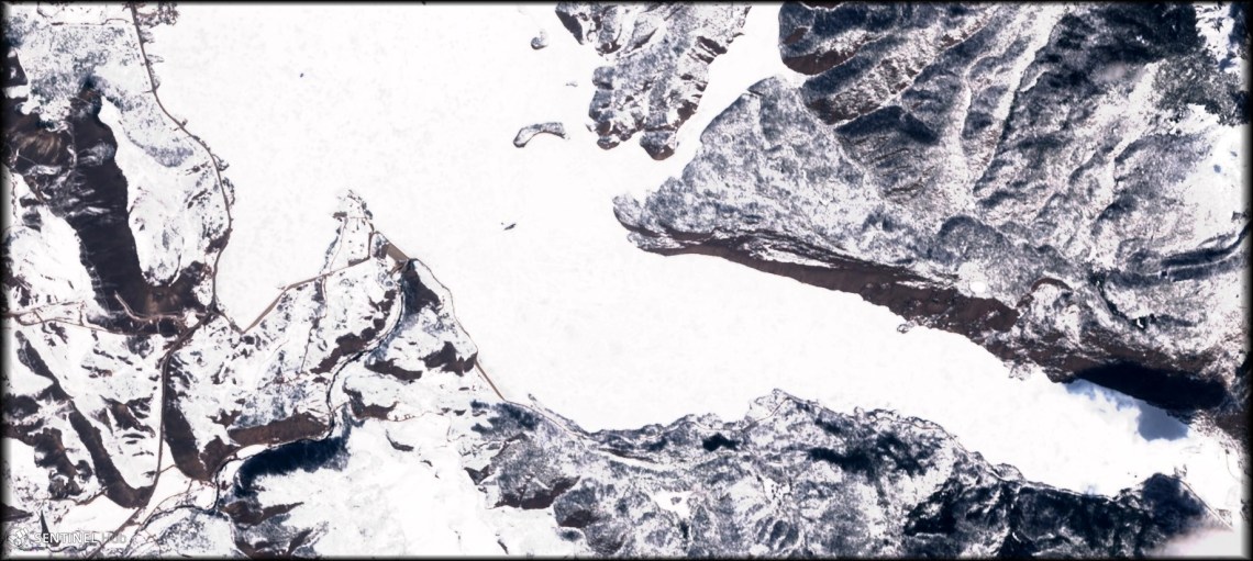 Sentinel-2_LakeGranby_2018-04-21